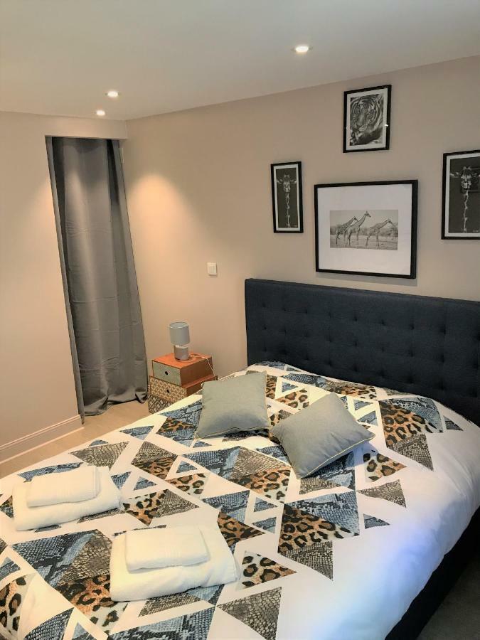 La Loge Villa Dizy Luaran gambar